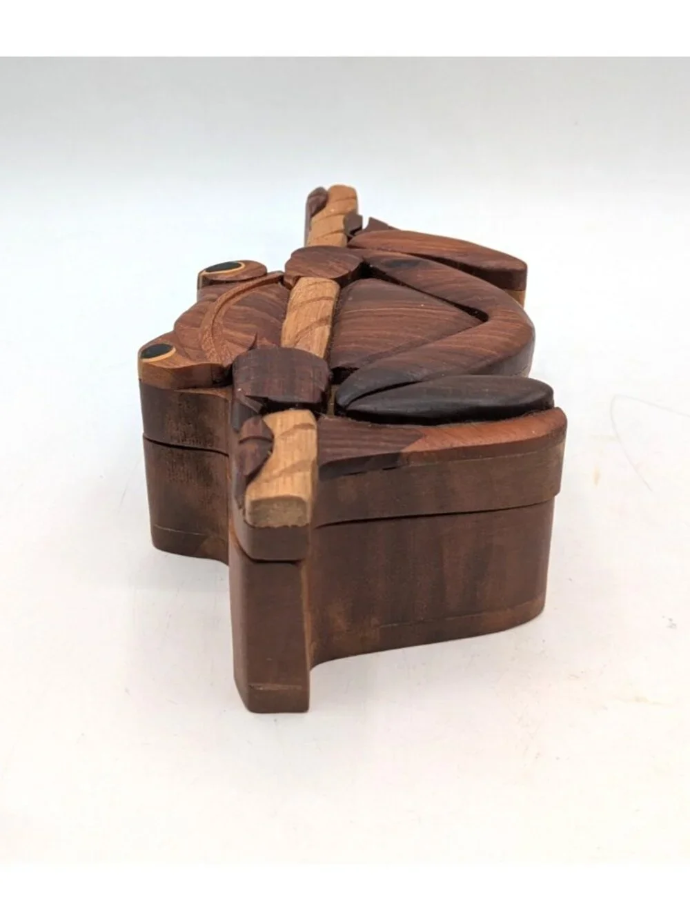Vintage Wood Marquetry Tree Frog Puzzle Trinket Box Red Velvet Lining 7.5